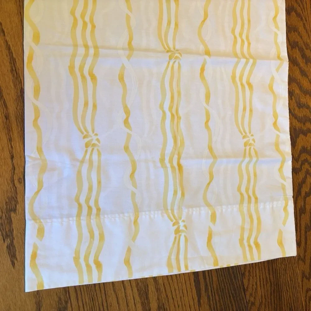 VTG Martha Stewart Pillowcase Standard White/Yellow 180 Thread Count 50% Cotton